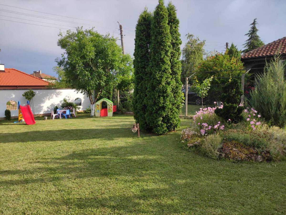 Guesthouse Oasis-Şabla Exterior foto