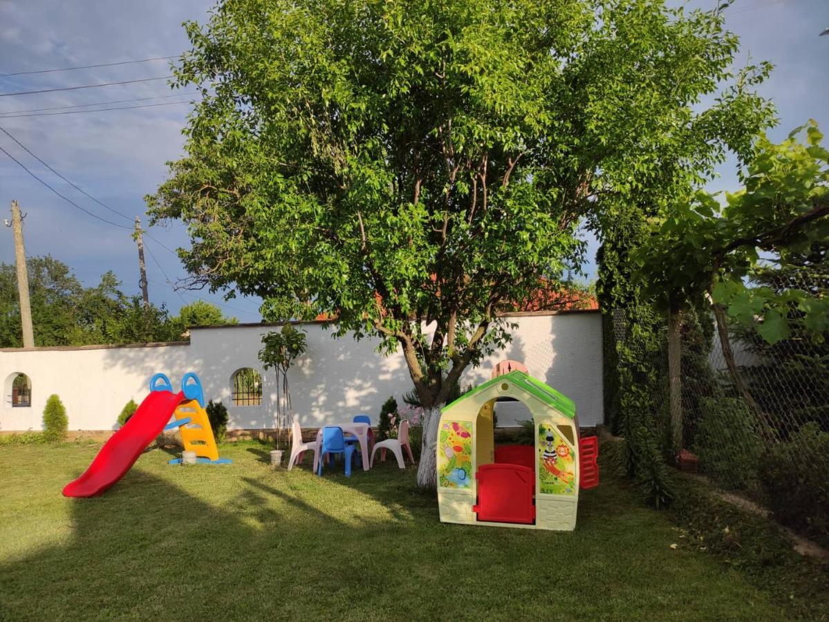 Guesthouse Oasis-Şabla Exterior foto